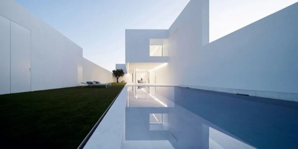 less is MOOOOOORE！