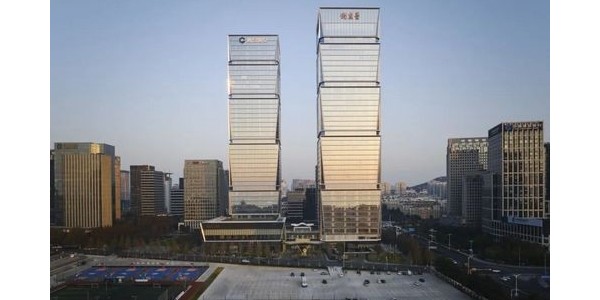 KPF新作：青島上實(shí)中心，造型如“珠寶盒”垂直堆疊